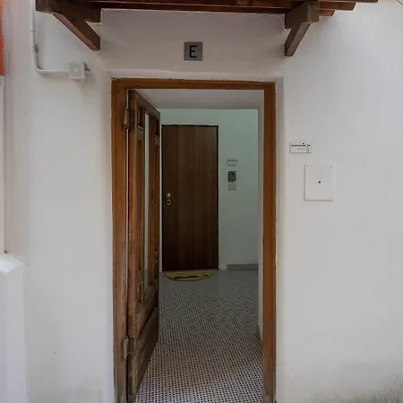 Santalucia 36 Apartament *